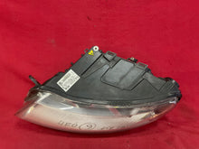 Laden Sie das Bild in den Galerie-Viewer, Frontscheinwerfer Audi A6 C6 4F0941003AK Xenon Links Scheinwerfer Headlight
