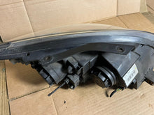 Laden Sie das Bild in den Galerie-Viewer, Frontscheinwerfer Hyundai I30 LIFT-08 Links Scheinwerfer Headlight SCH8441756233br