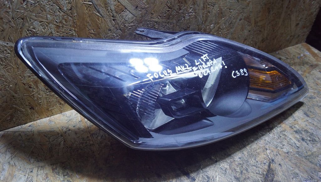 Frontscheinwerfer Ford Focus II Mk 8M51-13W029-CE Rechts Scheinwerfer Headlight