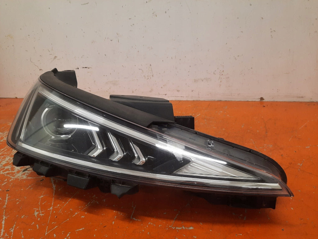 Frontscheinwerfer Hyundai Elantra 92102F2600 Rechts Scheinwerfer Headlight