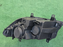 Laden Sie das Bild in den Galerie-Viewer, Frontscheinwerfer Mercedes-Benz Sprinter A9109060100 Rechts Headlight