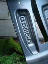 Laden Sie das Bild in den Galerie-Viewer, 1x Alufelge 18 Zoll 8.0&quot; 5x112 30ET 8747407, 8093915 BMW G31 G30 Rim Wheel