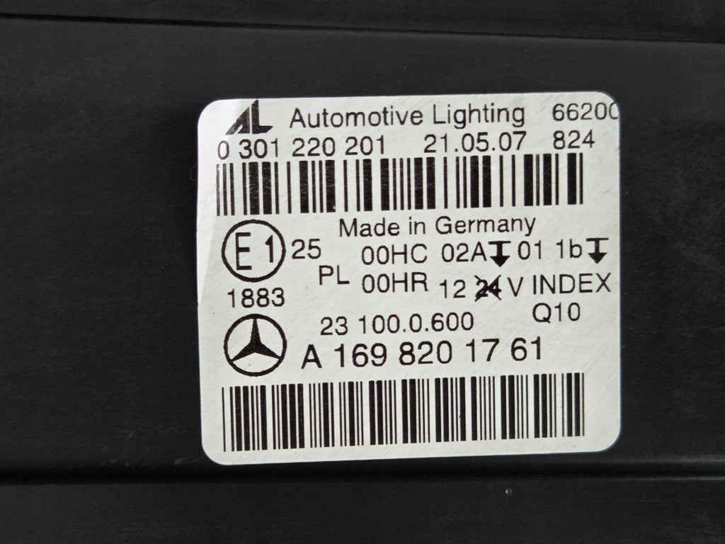 Frontscheinwerfer Mercedes-Benz W245 0301220201 A1698201761 Links Headlight SCH7912152939lc
