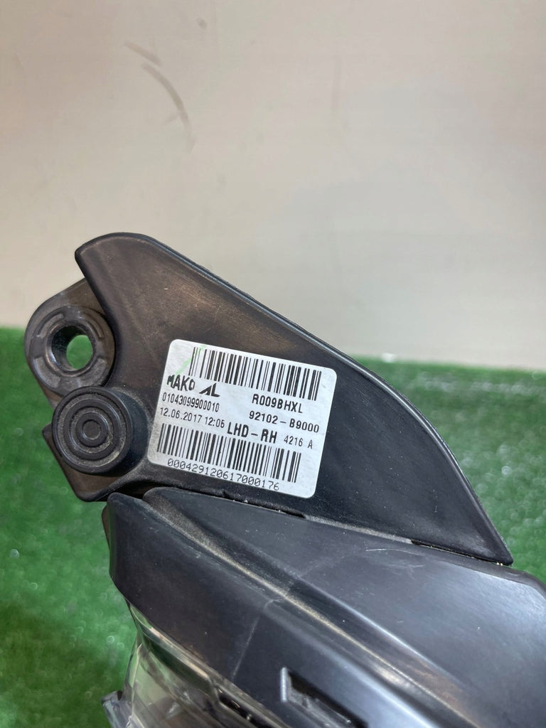 Frontscheinwerfer Hyundai I10 92102-B9000 Rechts Scheinwerfer Headlight SCH7175619359dy