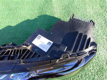 Laden Sie das Bild in den Galerie-Viewer, Frontscheinwerfer BMW 7 9879935-14 Links Scheinwerfer Headlight SCH1896994529ir