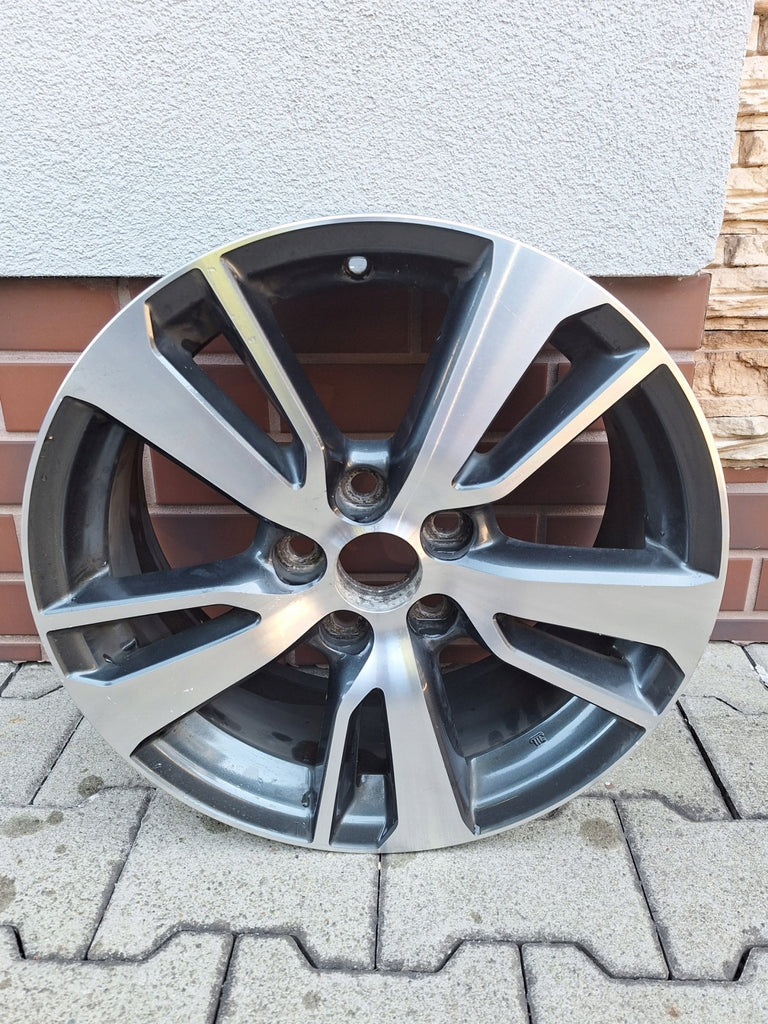 1x Alufelge 17 Zoll 7.0" 5x114.3 39ET 42611-0R170 Toyota Avensis Rim Wheel FEL9466522356mt