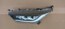 Laden Sie das Bild in den Galerie-Viewer, Frontscheinwerfer Toyota 4 Yaris K0-8EU Full LED Links Scheinwerfer Headlight