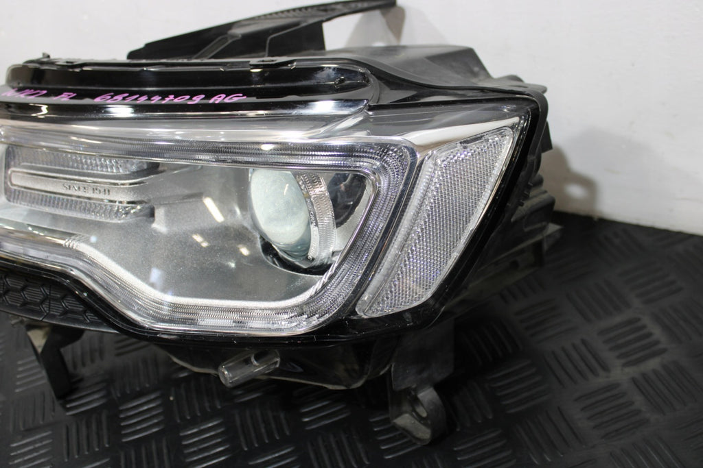 Frontscheinwerfer Jeep Grand Cherokee Wk2 68144708AG 68144709AG Xenon Ein Satz SCH4559590071kn