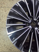 Laden Sie das Bild in den Galerie-Viewer, 1x Alufelge 17 Zoll 7.5" 5x112 41ET 3J0601025C VW Passat Rim Wheel FEL7235652299mm