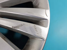 Laden Sie das Bild in den Galerie-Viewer, 1x Alufelge 17 Zoll 7.0&quot; 5x110 35ET 1397575 Opel Meriva B Rim Wheel