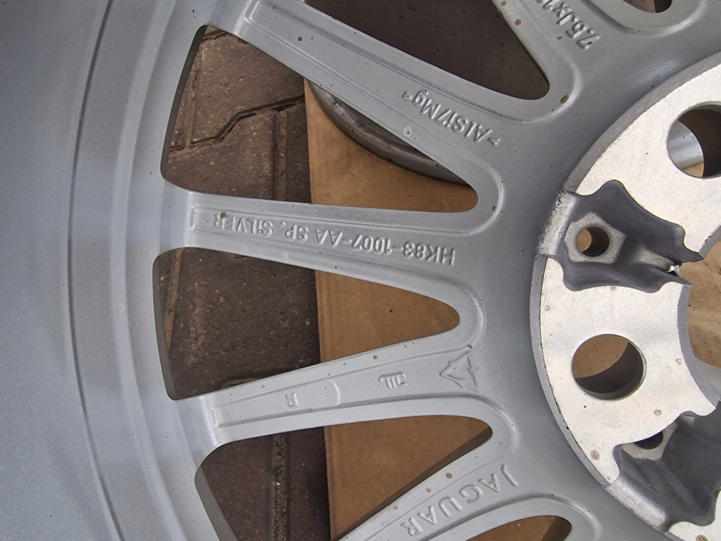 1x Alufelge 18 Zoll 7.5" 5x108 45ET Glanz Silber HK83-1007-AA Jaguar F Pace FEL3278735626zt