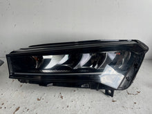 Laden Sie das Bild in den Galerie-Viewer, Frontscheinwerfer Skoda Enyaq Suv 5LB941017 LED Links Scheinwerfer Headlight SCH1091050780wx