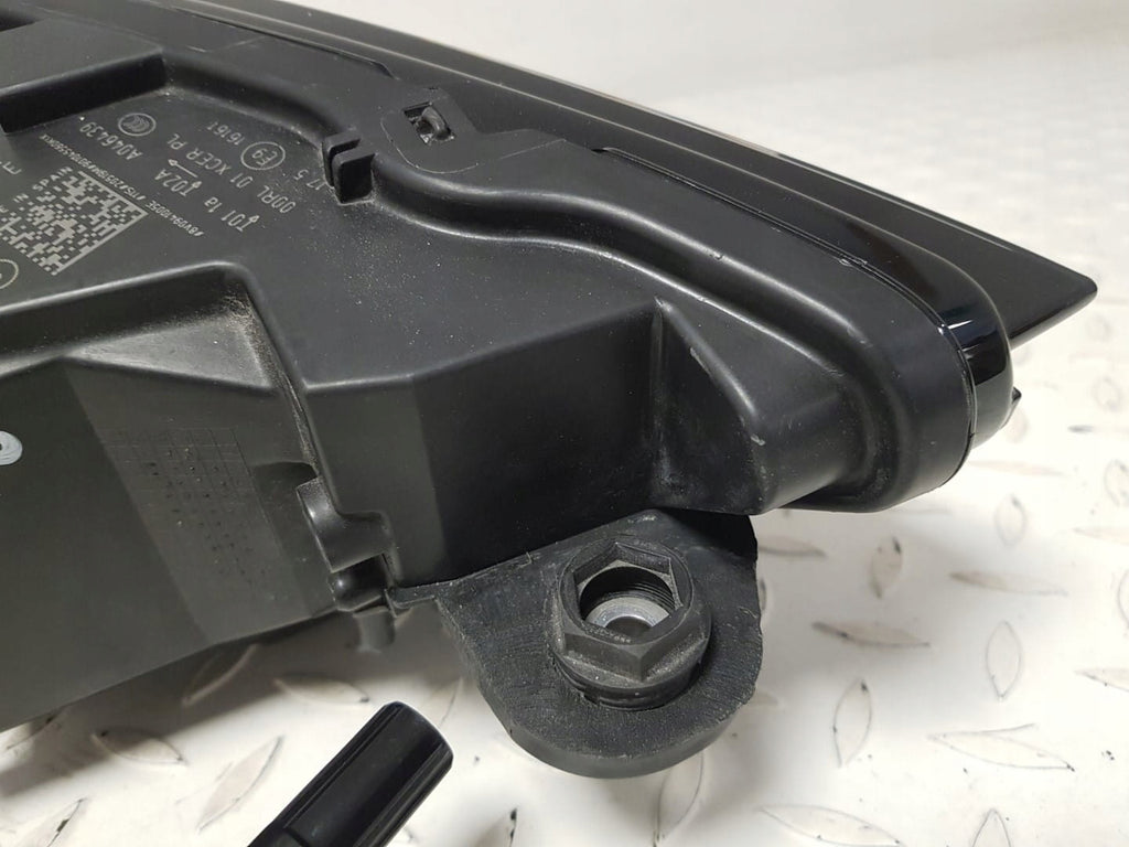 Frontscheinwerfer Audi A3 8V0941005E Xenon Ein Stück (Rechts oder Links)