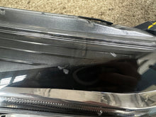 Laden Sie das Bild in den Galerie-Viewer, Frontscheinwerfer Toyota Yaris Rechts Scheinwerfer Headlight SCH7451570388bg
