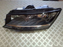 Load image into Gallery viewer, Frontscheinwerfer Skoda Fabia III 6V1941015D Links Scheinwerfer Headlight