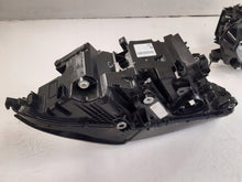 Laden Sie das Bild in den Galerie-Viewer, Frontscheinwerfer BMW X5 G05 G06 Rechts Scheinwerfer Headlight SCH1286262617gq