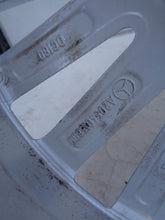 Load image into Gallery viewer, 1x Alufelge 17 Zoll 7.0&quot; 5x112 48ET A2044012602 Mercedes-Benz Rim Wheel