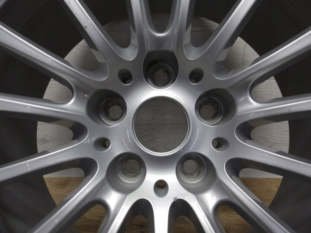 1x Alufelge 18 Zoll 8.0" 5x112 30ET Glanz Silber 6861224 BMW 5 G31 G30 Rim Wheel