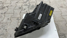 Laden Sie das Bild in den Galerie-Viewer, Frontscheinwerfer Hyundai Kona 92102-J9100 Rechts Scheinwerfer Headlight SCH1022290125xl