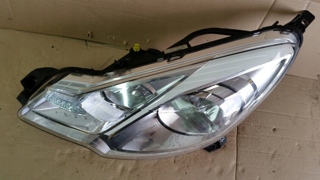 Frontscheinwerfer Citroën C3 II 1606930180 Links Scheinwerfer Headlight