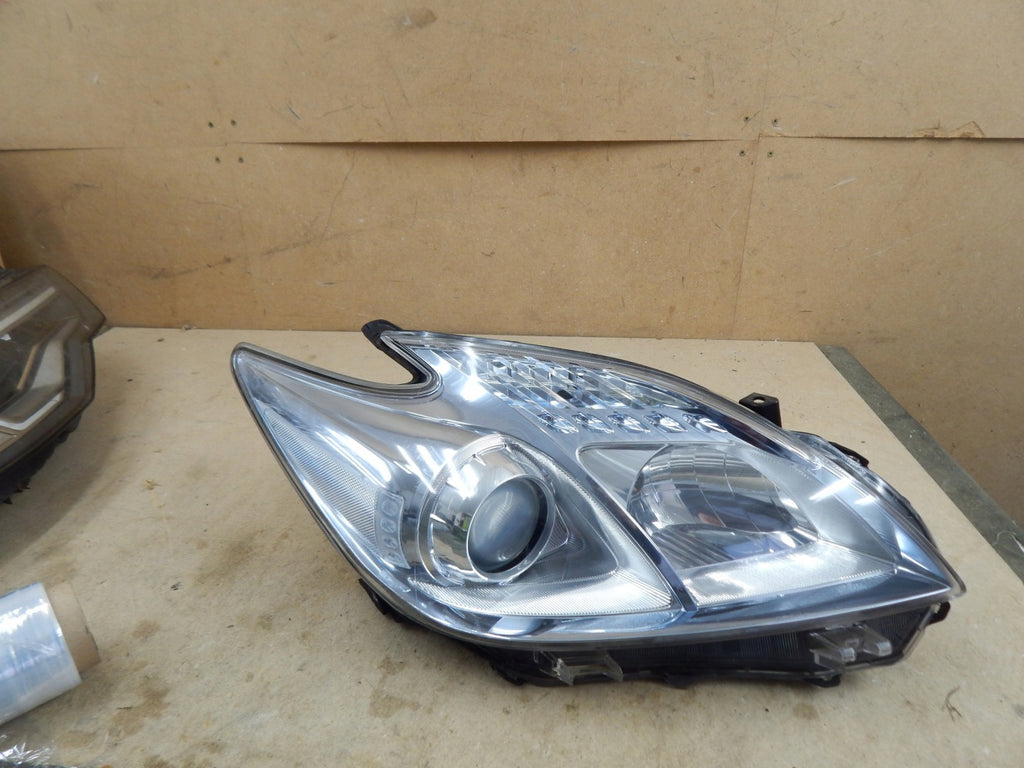 Frontscheinwerfer Toyota Prius Rechts Scheinwerfer Headlight SCH5783092639or