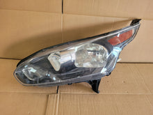 Laden Sie das Bild in den Galerie-Viewer, Frontscheinwerfer Ford Transit Connect FT11-13W030DB Links Headlight SCH5679194031qo