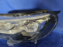 Load image into Gallery viewer, Frontscheinwerfer Peugeot Expert 9808572680 Links Scheinwerfer Headlight SCH9773321393ve