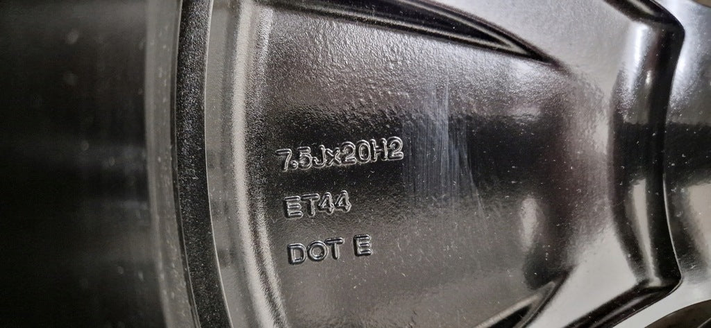 1x Alufelge 20 Zoll 7.5" 5x112 44ET 10A601025B VW Id.3 Rim Wheel FEL8410853567ib