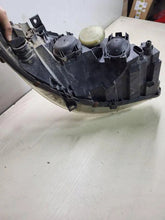 Laden Sie das Bild in den Galerie-Viewer, Frontscheinwerfer Mercedes-Benz 0301197211 131200600 A1698200561 Links Headlight SCH6295746574oi