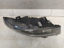 Laden Sie das Bild in den Galerie-Viewer, Frontscheinwerfer Iveco 58029054970 Full LED Ein Stück (Rechts oder Links) SCH8776862776mp