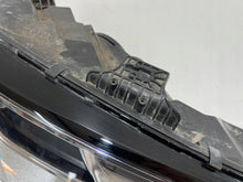 Laden Sie das Bild in den Galerie-Viewer, Frontscheinwerfer Audi A4 8W0941006 Rechts Scheinwerfer Headlight SCH3284366550hj