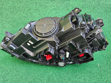 Load image into Gallery viewer, Frontscheinwerfer VW Golf VII 5G1941752 Xenon Rechts Scheinwerfer Headlight SCH8706454609fe