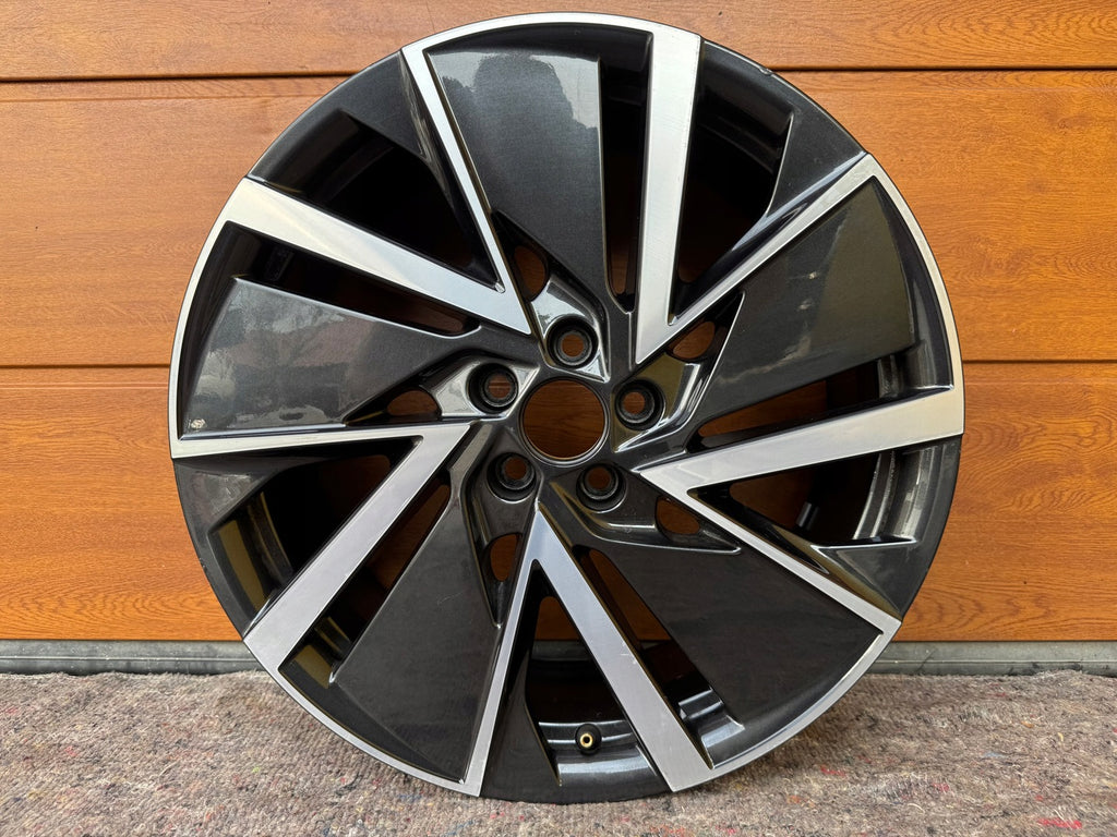 1x Alufelge 18 Zoll 7.0" 5x100 39ET 658601025J Skoda Fabia Scala Kamiq Rim Wheel