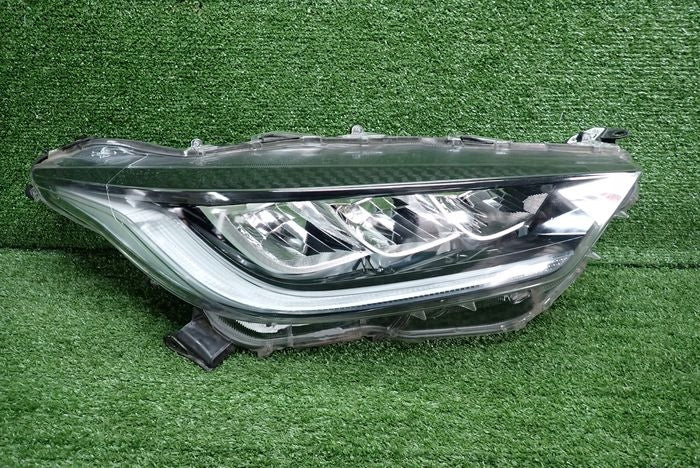 Frontscheinwerfer Toyota Yaris Rechts Scheinwerfer Headlight SCH9101763532gf