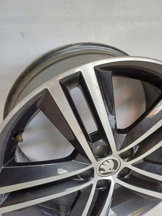 1x Alufelge 17 Zoll 7.0" 5x100 46ET 5JA601025D Skoda Rapid Rim Wheel FEL1831665779ko