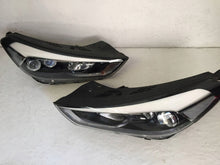 Laden Sie das Bild in den Galerie-Viewer, Frontscheinwerfer Hyundai Tucson III R00WD201RVJ Ein Satz Scheinwerfer Headlight SCH1375195906rn