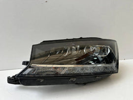 Frontscheinwerfer Skoda Fabia III 6V1941015F Links Scheinwerfer Headlight