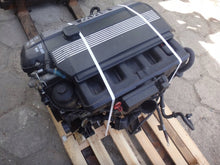 Laden Sie das Bild in den Galerie-Viewer, Motor BMW E46 E39 M52TUB20 150PS Benzin Engine Unkomplett MOT5828817138gi