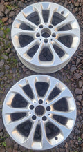 Load image into Gallery viewer, 1x Alufelge 17 Zoll 6.5" 5x112 38ET Glanz Silber A1564011700 Mercedes-Benz Gla FEL4366558174dy