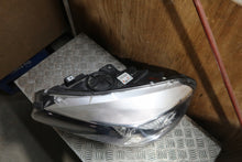 Laden Sie das Bild in den Galerie-Viewer, Frontscheinwerfer BMW 2 F45 F46 7422573-03 Links Scheinwerfer Headlight