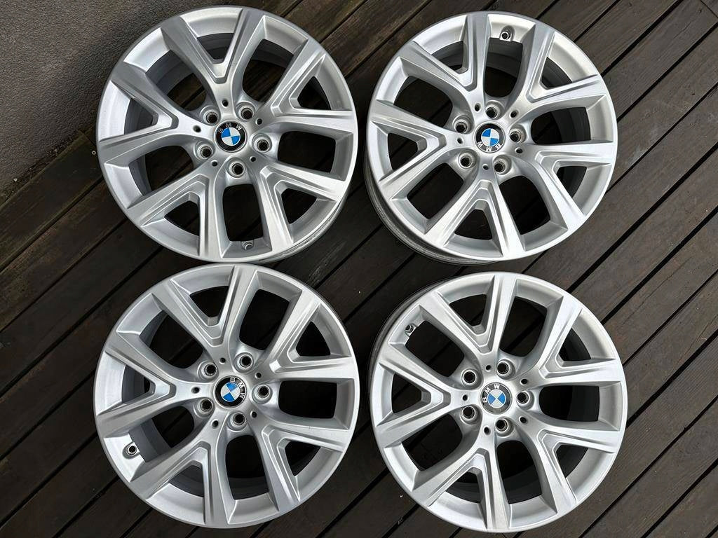 4x Alufelge 17 Zoll 6.5" 5x112 39ET Glanz Silber 6856076 BMW X1 F48 Rim Wheel FEL7050000420nu