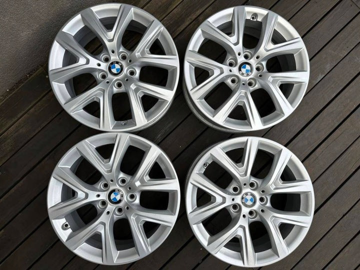 4x Alufelge 17 Zoll 6.5" 5x112 39ET Glanz Silber 6856076 BMW X1 F48 Rim Wheel FEL7050000420nu