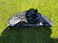 Laden Sie das Bild in den Galerie-Viewer, Frontscheinwerfer Tesla Model 3 1077375-40-B LED Links Scheinwerfer Headlight