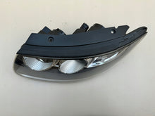 Load image into Gallery viewer, Frontscheinwerfer Hyundai 92101-2BXXX Links Scheinwerfer Headlight