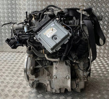 Laden Sie das Bild in den Galerie-Viewer, Motor Mercedes-Benz W246 W242 270910 1.6 2013 Benzin Engine Komplett MOT8530846165ve