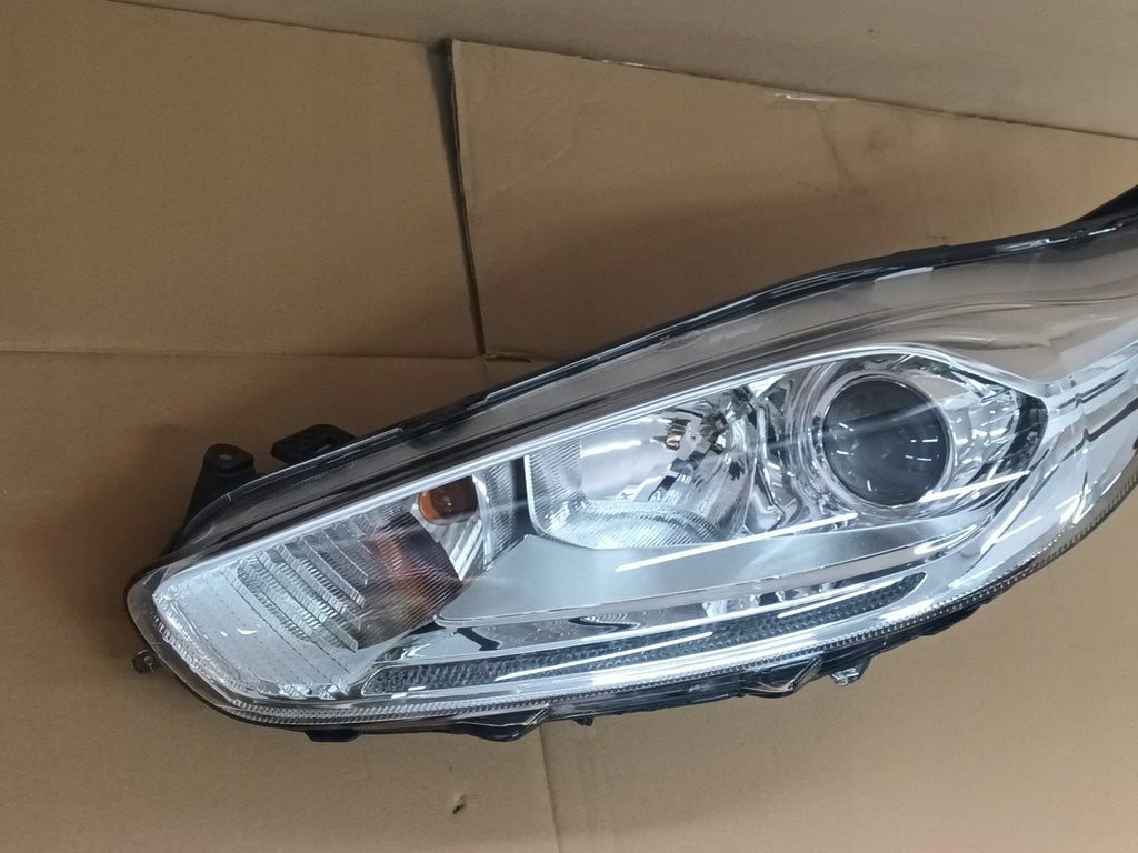Frontscheinwerfer Ford Fiesta I VII C1BB-13W030-CH Links Scheinwerfer Headlight SCH3009720205xr