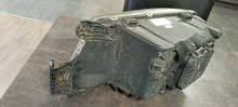 Laden Sie das Bild in den Galerie-Viewer, Frontscheinwerfer Man 8125101-6660 Rechts Scheinwerfer Headlight SCH8339586190bu