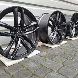4x Alufelge 18 Zoll 8.0