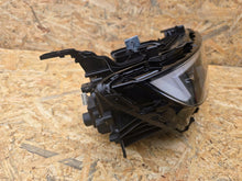 Laden Sie das Bild in den Galerie-Viewer, Frontscheinwerfer Opel Astra 662588537 Rechts Scheinwerfer Headlight SCH4811021582sl