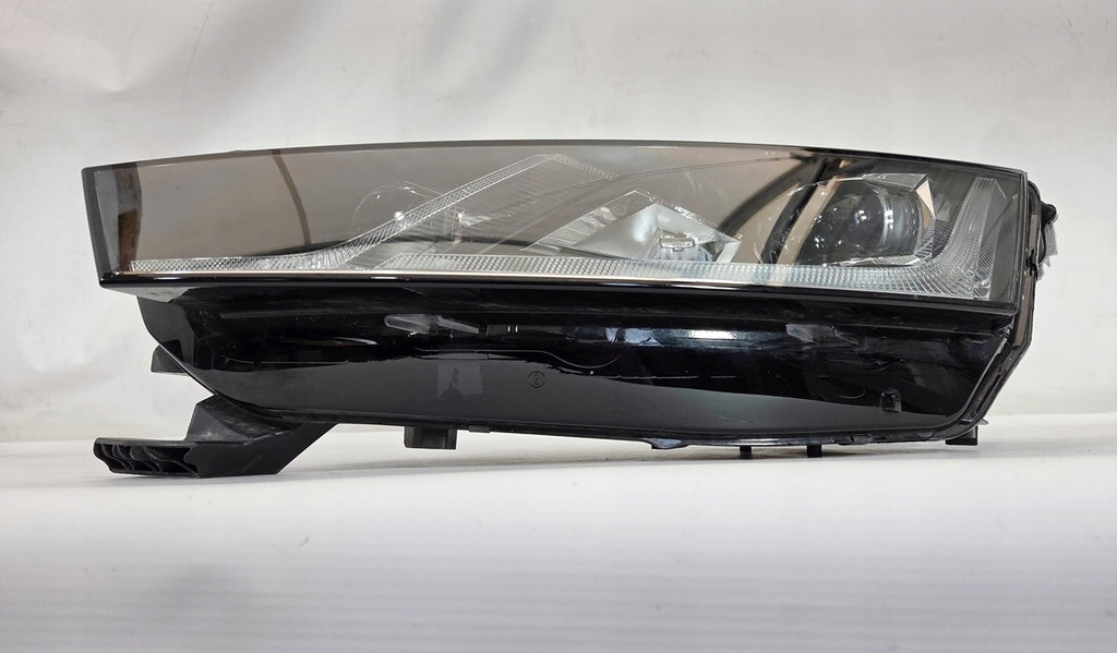 Frontscheinwerfer Skoda Octavia IV 5E4941015B Ein Stück (Rechts oder Links) SCH6897844217hl